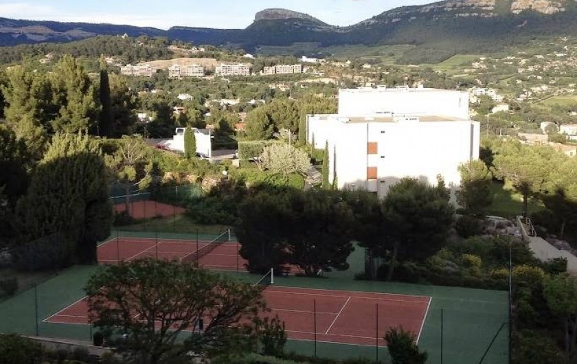 Location de vacances - Appartement à Cassis - Les courts de tennis