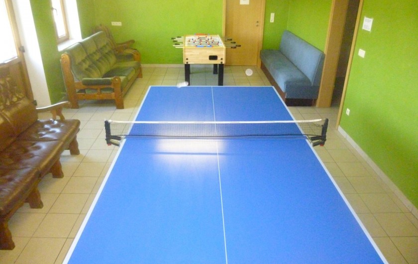 Location de vacances - Gîte à Stavelot - Table de ping-pong et kicker