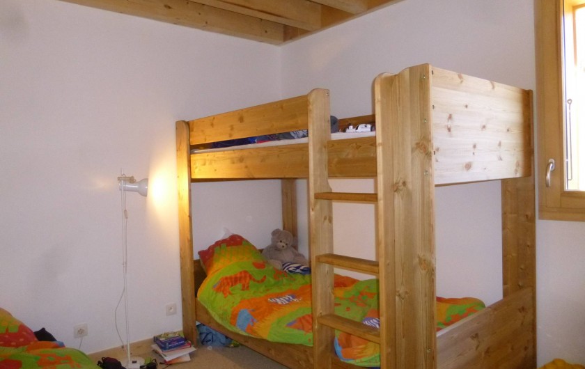 Location de vacances - Appartement à Samoëns - Chambre a 3 lits