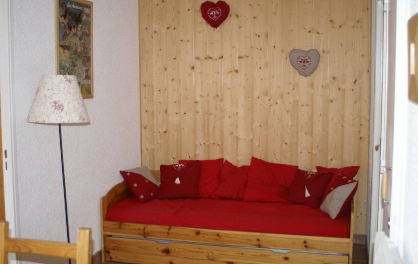 Location de vacances - Appartement à Saint-Sorlin-d'Arves - Coin nuit (2 couchages)