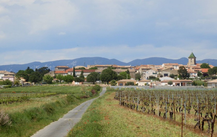 Location de vacances - Villa à Saint-Génies-de-Fontedit - Vue du village