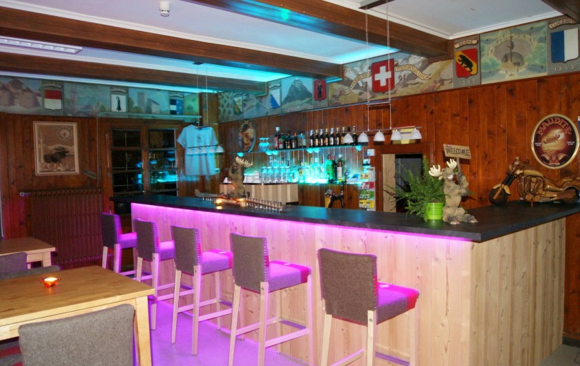 Location de vacances - Hôtel - Auberge à Villars-sur-Ollon - Bar intérieur