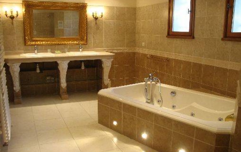 salle de bain villa des oliviers étage