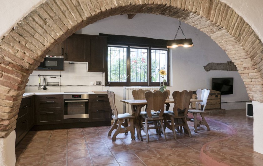 Location de vacances - Appartement à Castelló d'Empúries - Salle à manger et cuisine