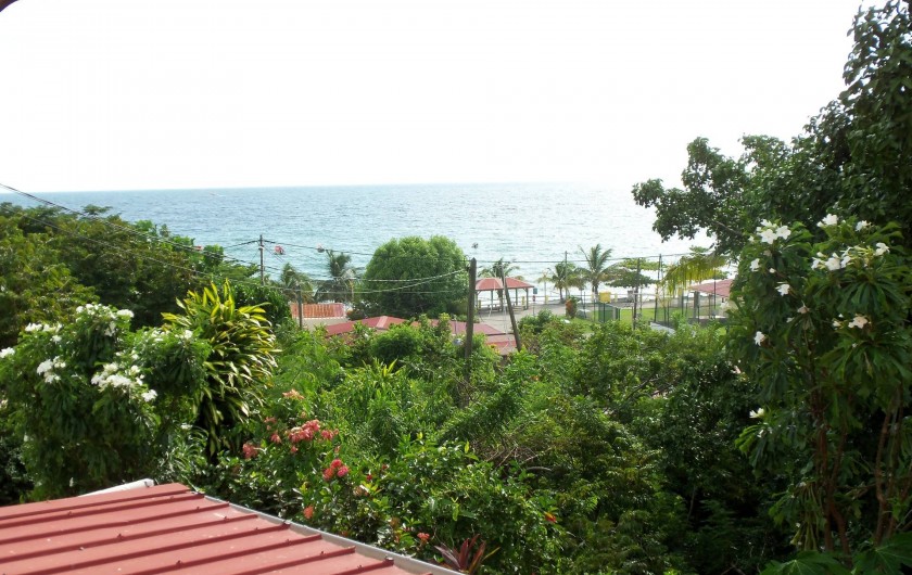Location de vacances - Appartement à Les Anses-d'Arlet - Vue mer du balcon