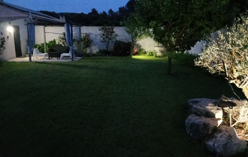 Location de vacances - Gîte à L'Isle-sur-la-Sorgue - Sous le ciel étoilé de la Provence