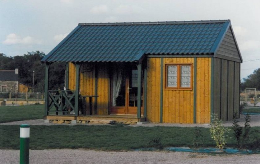 Location de vacances - Chalet à Plurien - chalet 4 pers. avec pelouse , terrasse couverte  salon de jardin, barbecue