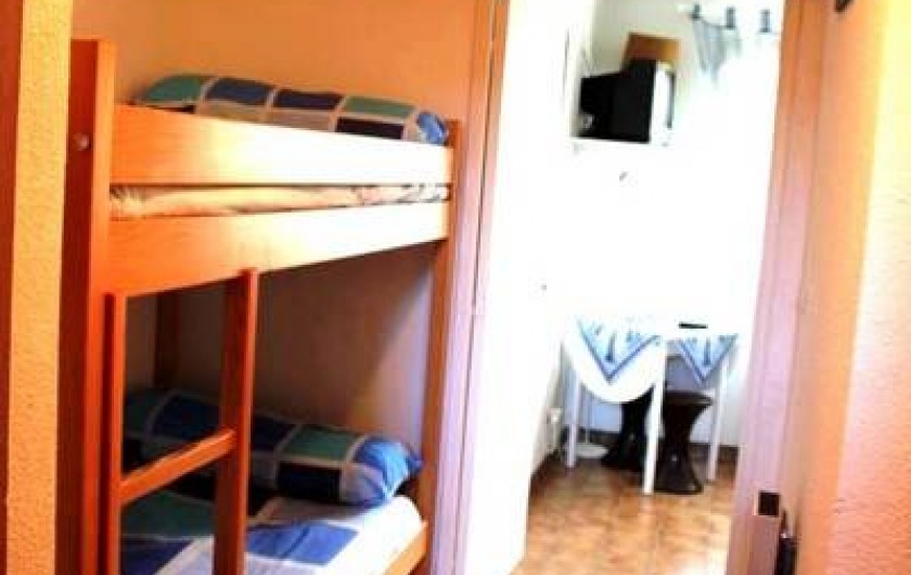 Location de vacances - Appartement à Cerbère - la cabine avec les lits superposés