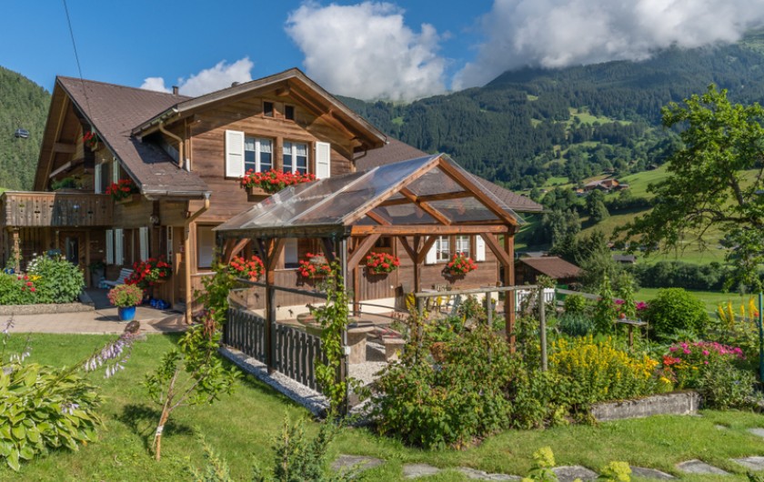 Location de vacances - Appartement à Grindelwald - Chalet im Boden avec Pergola