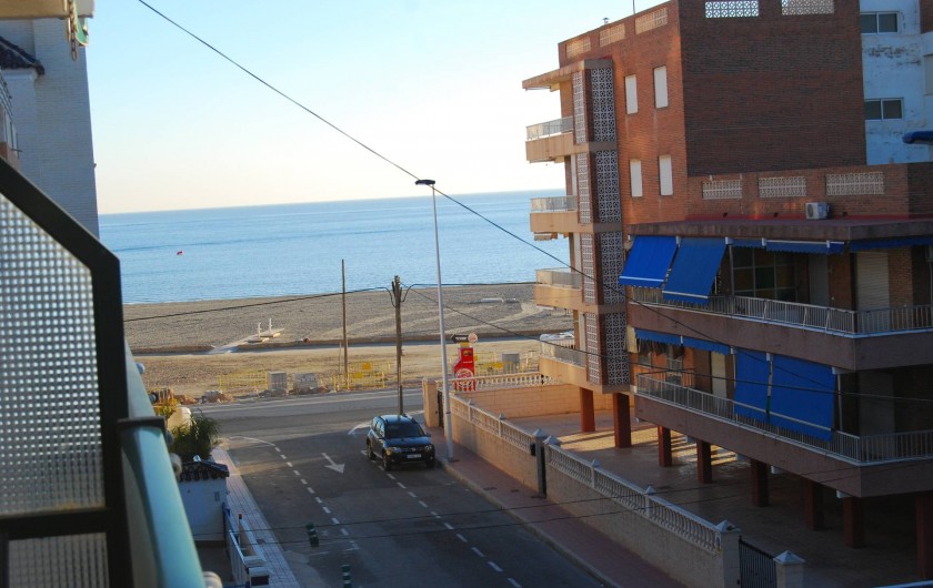 Location de vacances - Appartement à Santa Pola - Vue du balcon sur la mer
