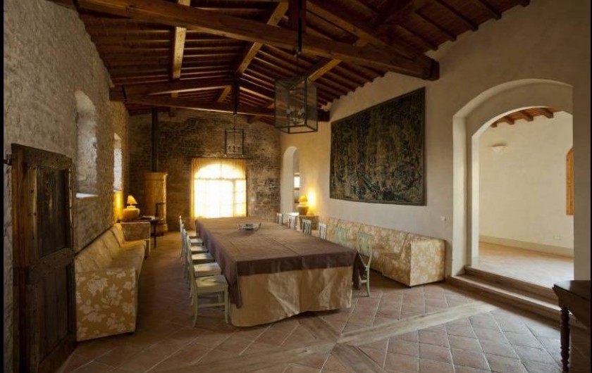Location de vacances - Villa à San Donato In Collina - Grand salon avec table longue