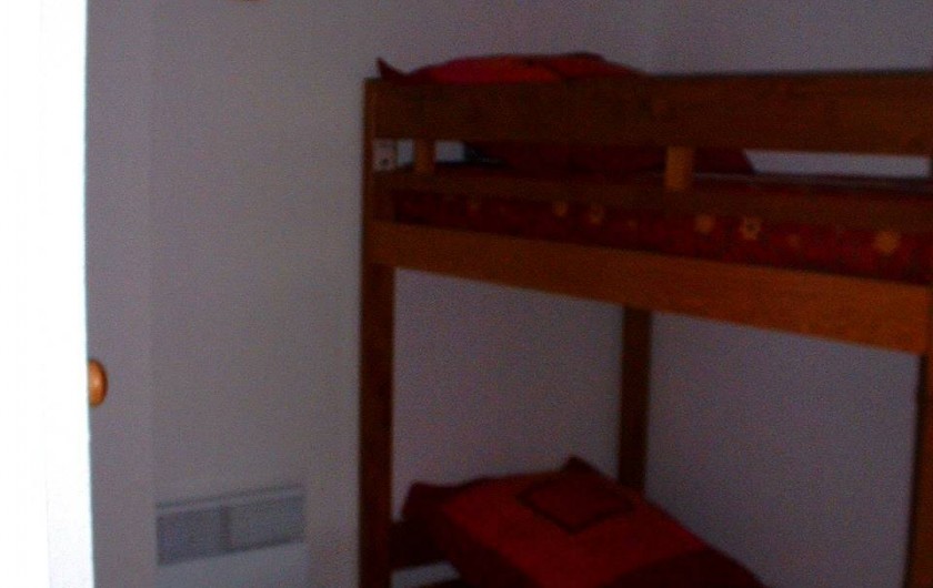 Location de vacances - Appartement à Modane - Chambre avec lits superposés