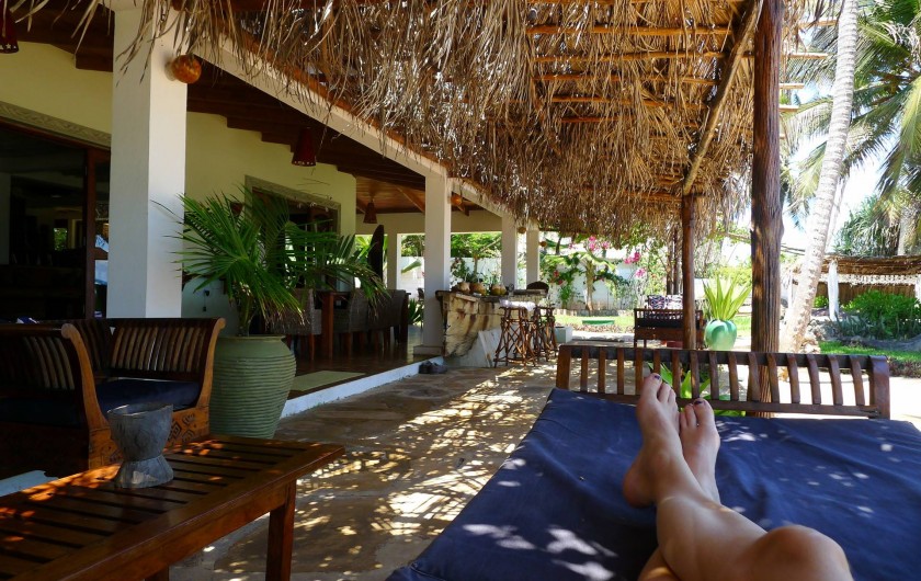 Location de vacances - Villa à Zanzibar - La véranda et la pergola , puisque en Afrique , on vit dehors ....