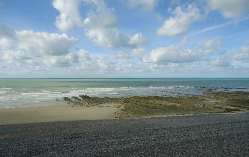 Location de vacances - Maison - Villa à Neuville-lès-Dieppe - La plage de Puys sable et galets