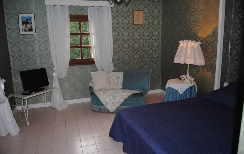 Location de vacances - Villa à Vaison-la-Romaine - Chambre "Arlésienne"