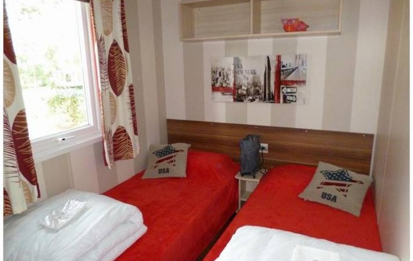 Location de vacances - Bungalow - Mobilhome à Saint-Brevin-les-Pins - Chambre 2, 2 lits rapprochables