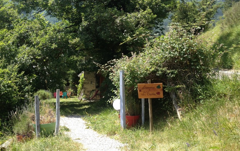 Location de vacances - Gîte à Saint-Julien-en-Quint - entrée principale