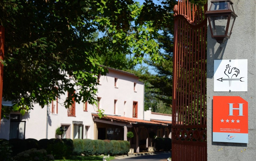 Location de vacances - Hôtel - Auberge à Thiers - Entrée du Clos St Eloi