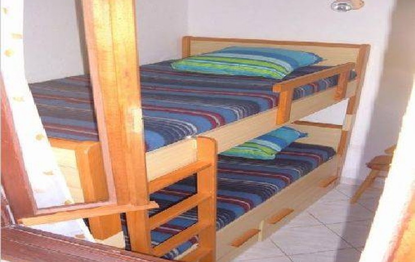 Location de vacances - Villa à Cargèse - chambre cabine ( lits 0,90m ) superposés)
