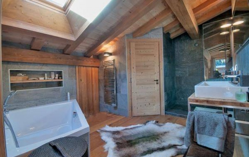 Location de vacances - Chalet à Megève - Master Bedroom bathroom