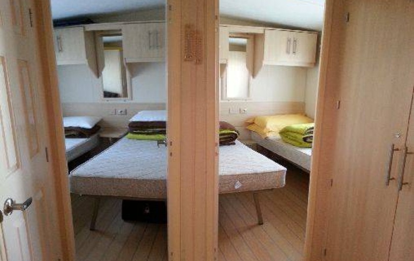 Location de vacances - Camping à Ronce les Bains - les chambres enfants