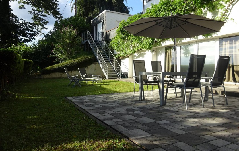 Location de vacances - Appartement à Linz am Rhein - Terrasse et jardin avec ameublement
