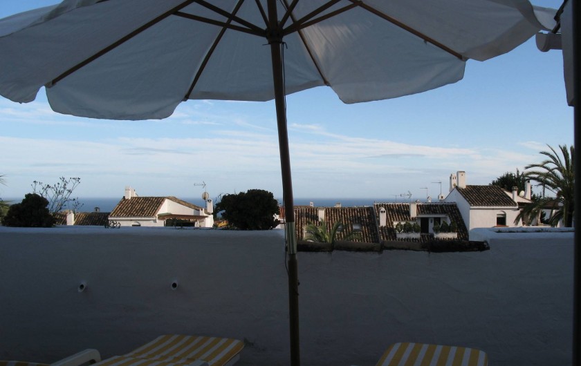 Location de vacances - Chalet à Marbella - terrasse avec vue sur la mer