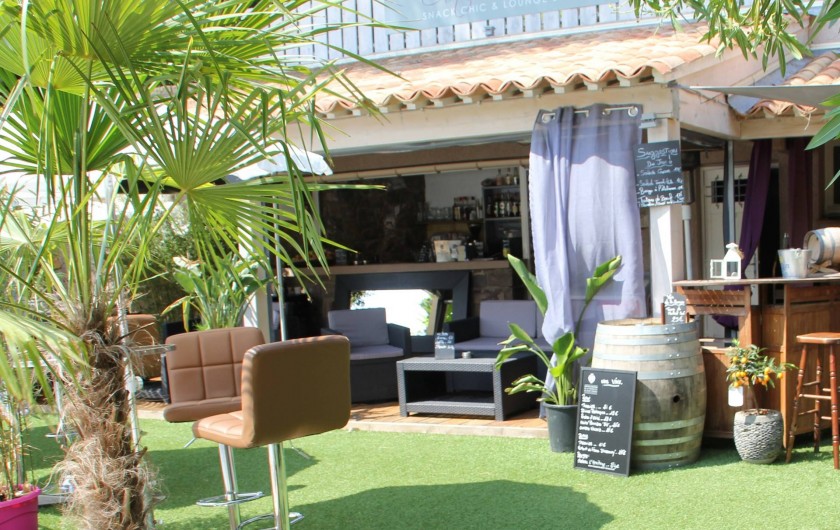Location de vacances - Chambre d'hôtes à Cavalaire-sur-Mer - Lounge Bar Piscine