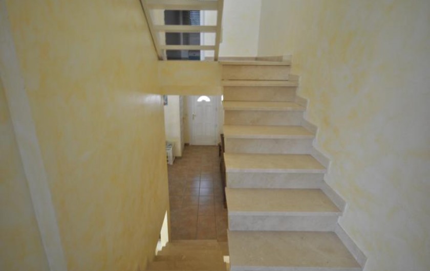 Location de vacances - Villa à Empuriabrava - Escalier d'accès a l'étage