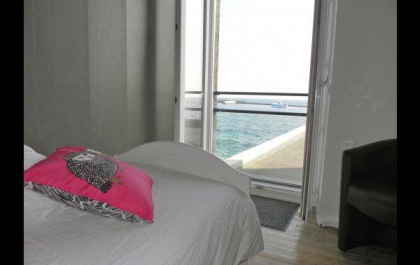 Location de vacances - Chambre d'hôtes à Guilvinec - Chambre Ecume 1er étage vue splendide sur mer