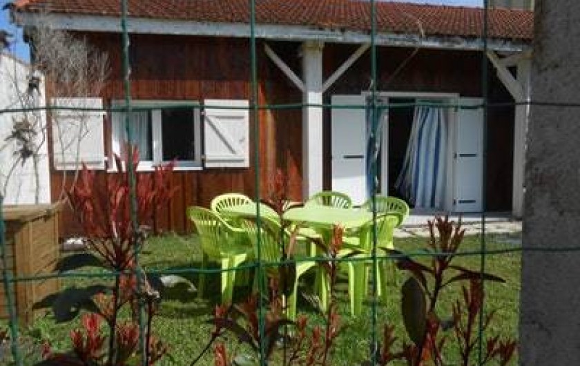 Location de vacances - Villa à Gujan-Mestras - table de jardin