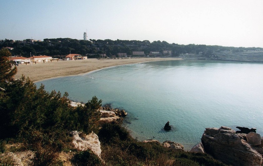 Location de vacances - Appartement à Martigues - Plage du verdon accessible à 5 minutes à pied de la Bastide des Joncas
