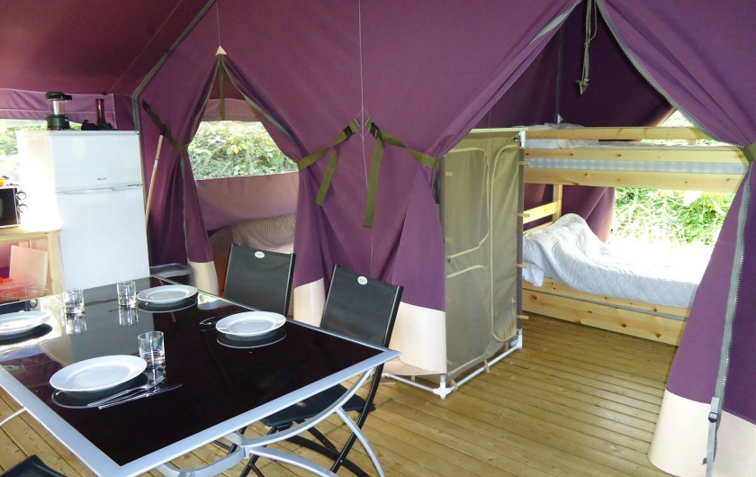 Location de vacances - Camping à Matour - Tentes équipées