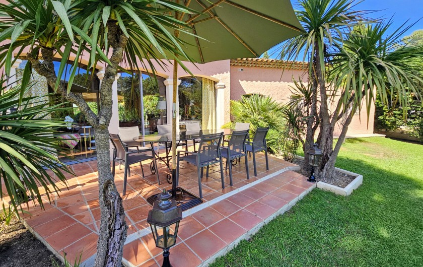 Location de vacances - Villa à Saint-Tropez - Terrasse