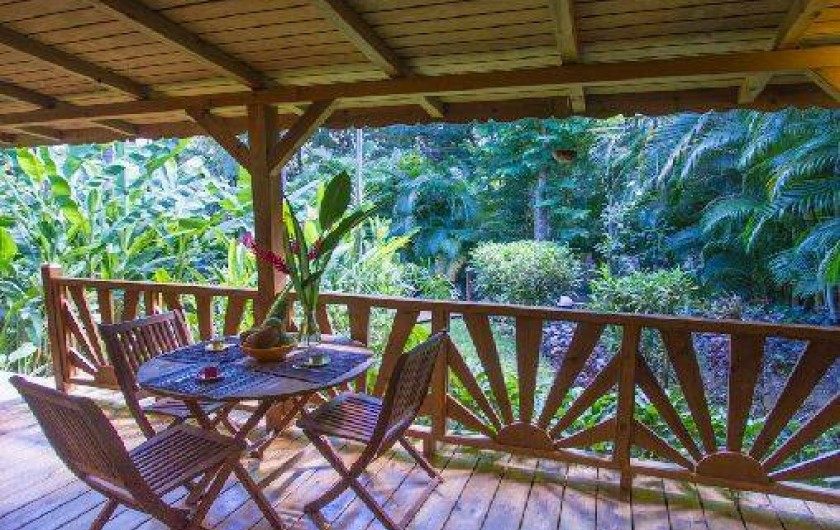 Location de vacances - Cabane dans les arbres à Deshaies - Case créole en bois sans vis à vis