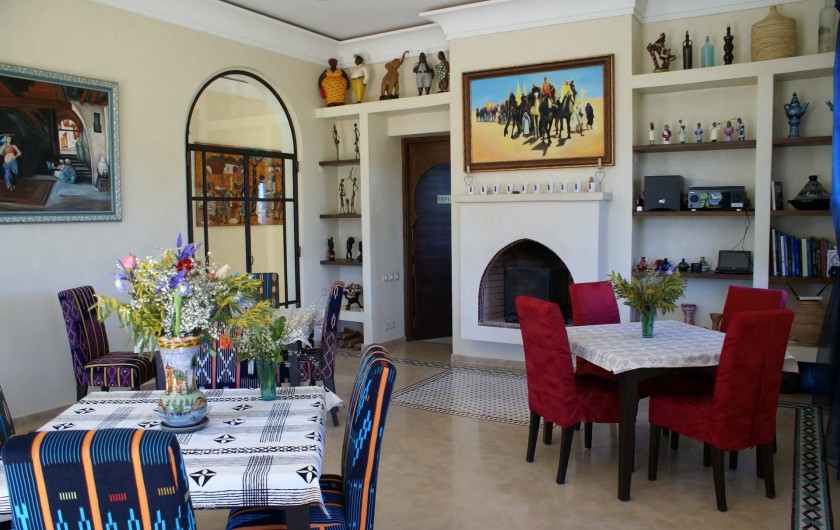 Location de vacances - Riad à Marrakech - Salle de restaurant de la villa en location à Marrakech
