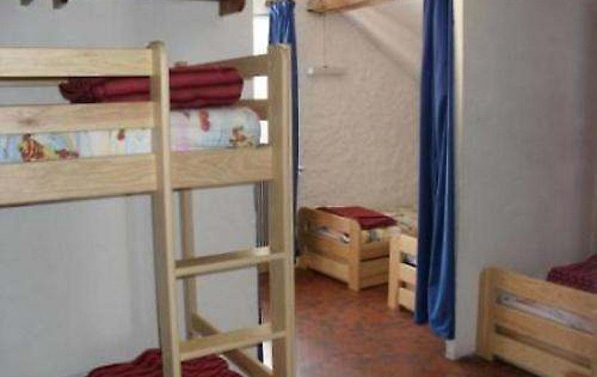Location de vacances - Chalet à Cornimont - en chambre, vous trouverez lit, oreiller et couverture (pensez aux draps lol)