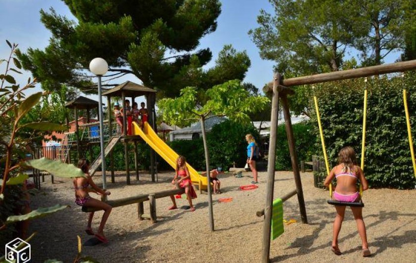 Location de vacances - Bungalow - Mobilhome à Bessan - Aire de jeux enfants