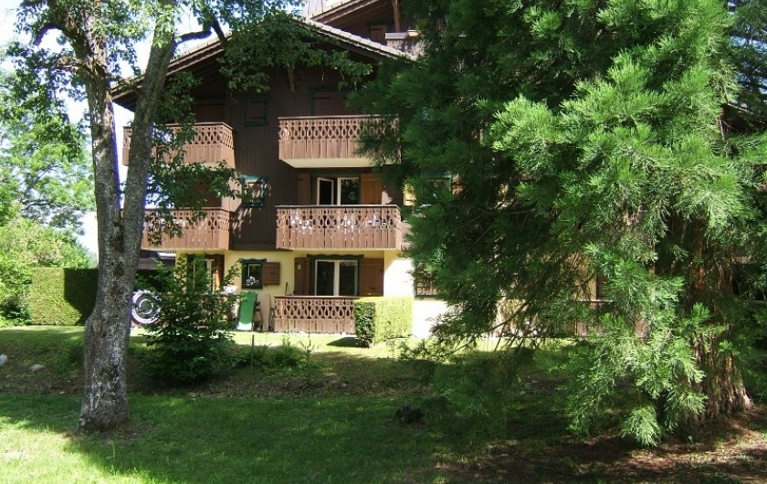 Location de vacances - Appartement à Saint-Gervais-les-Bains - Vue arrière du chalet