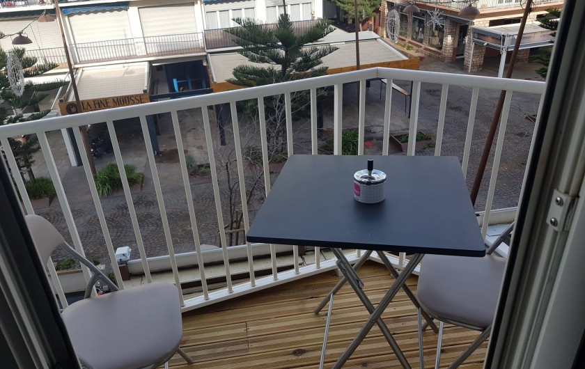 Location de vacances - Appartement à Argelès-sur-Mer - le balcon