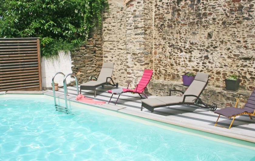 Location de vacances - Gîte à Château-Guibert - Terrasse de la piscine
