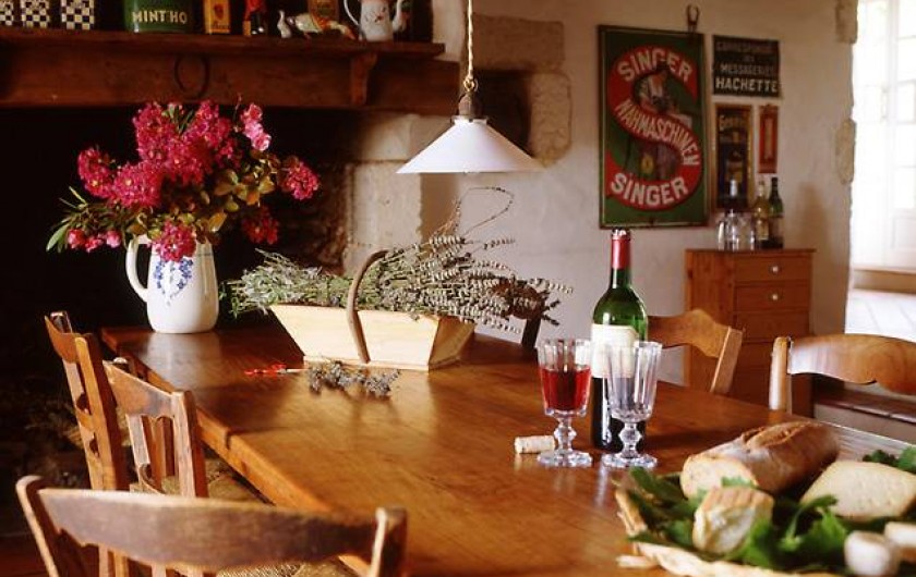 Location de vacances - Mas à Lusignac - cuisine/salle a manger