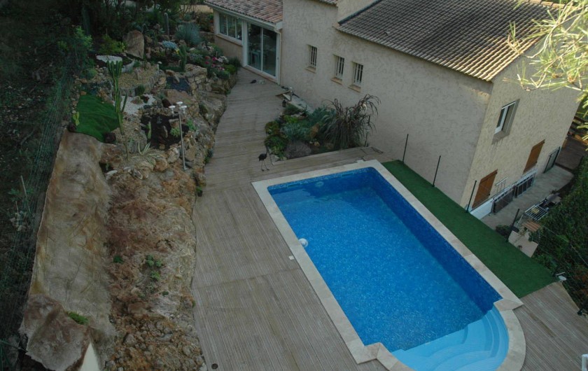 Location de vacances - Appartement à Hyères - Vue des rochers