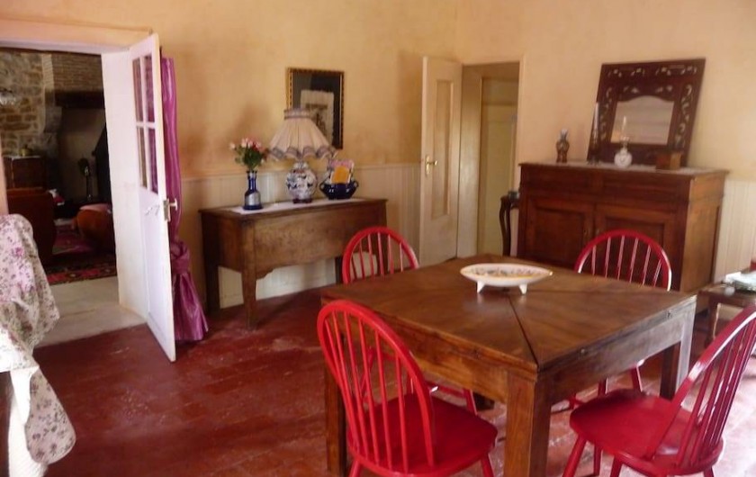 Location de vacances - Maison - Villa à La Collancelle - Vue de la salle à manger