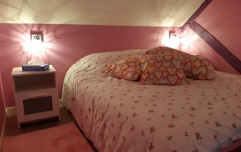 Location de vacances - Appartement à Beaune - 3ème chambre pour voir la vie en rose !