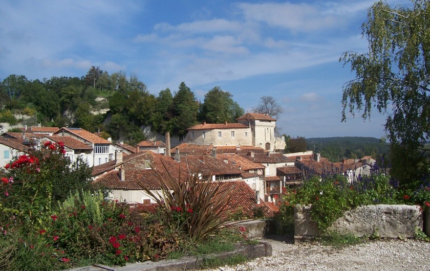 Location de vacances - Villa à Ribérac - Aubeterre sur Dronne, 10min