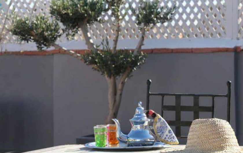 Location de vacances - Riad à Marrakech - Tea Time on the Rooftop