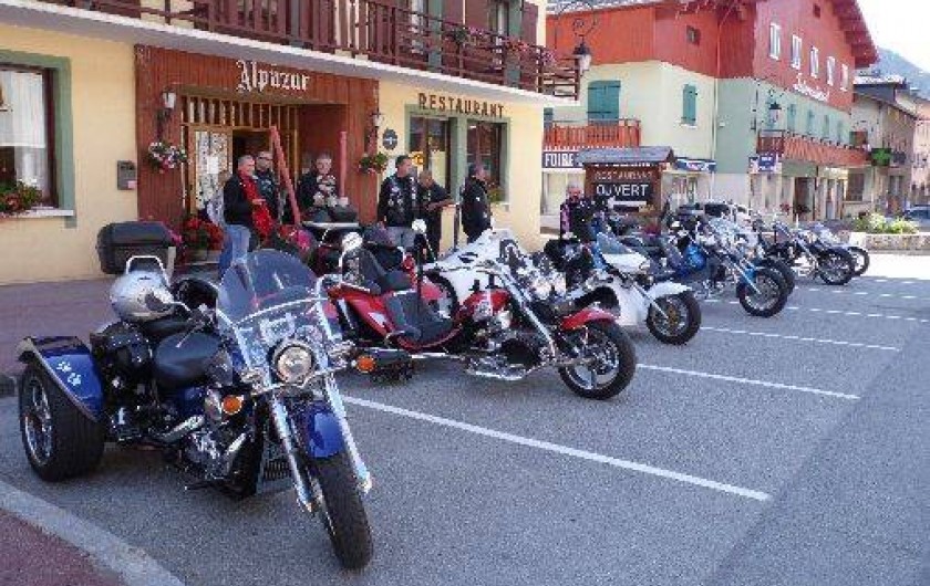 Location de vacances - Hôtel - Auberge à Lanslebourg-Mont-Cenis - Nous accueillions de nombreux groupes de motards et cyclistes en été.