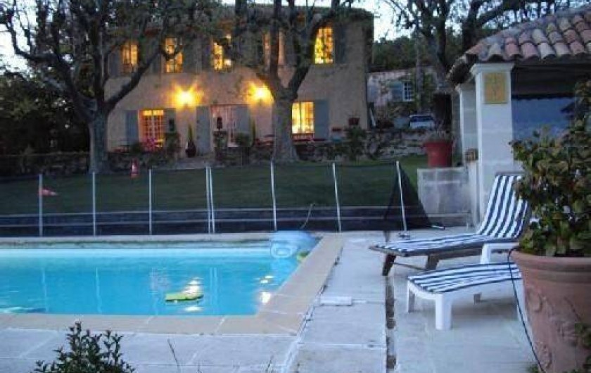 Location de vacances - Villa à Aix-en-Provence - Piscine 12 X 5