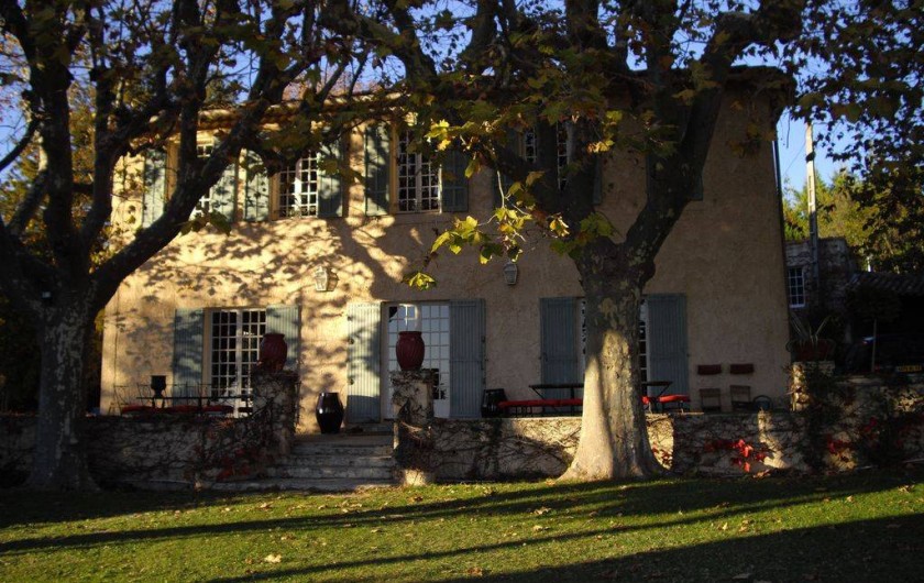 Location de vacances - Villa à Aix-en-Provence - Bastide de 1850 et ses 400 m2 .